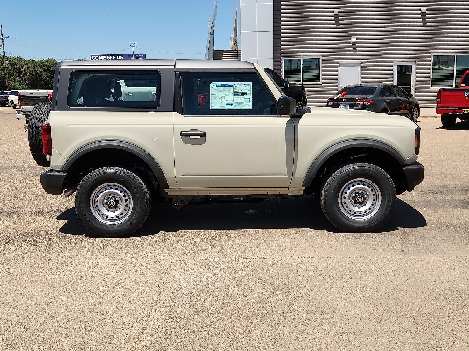 2026 Ford Bronco Base