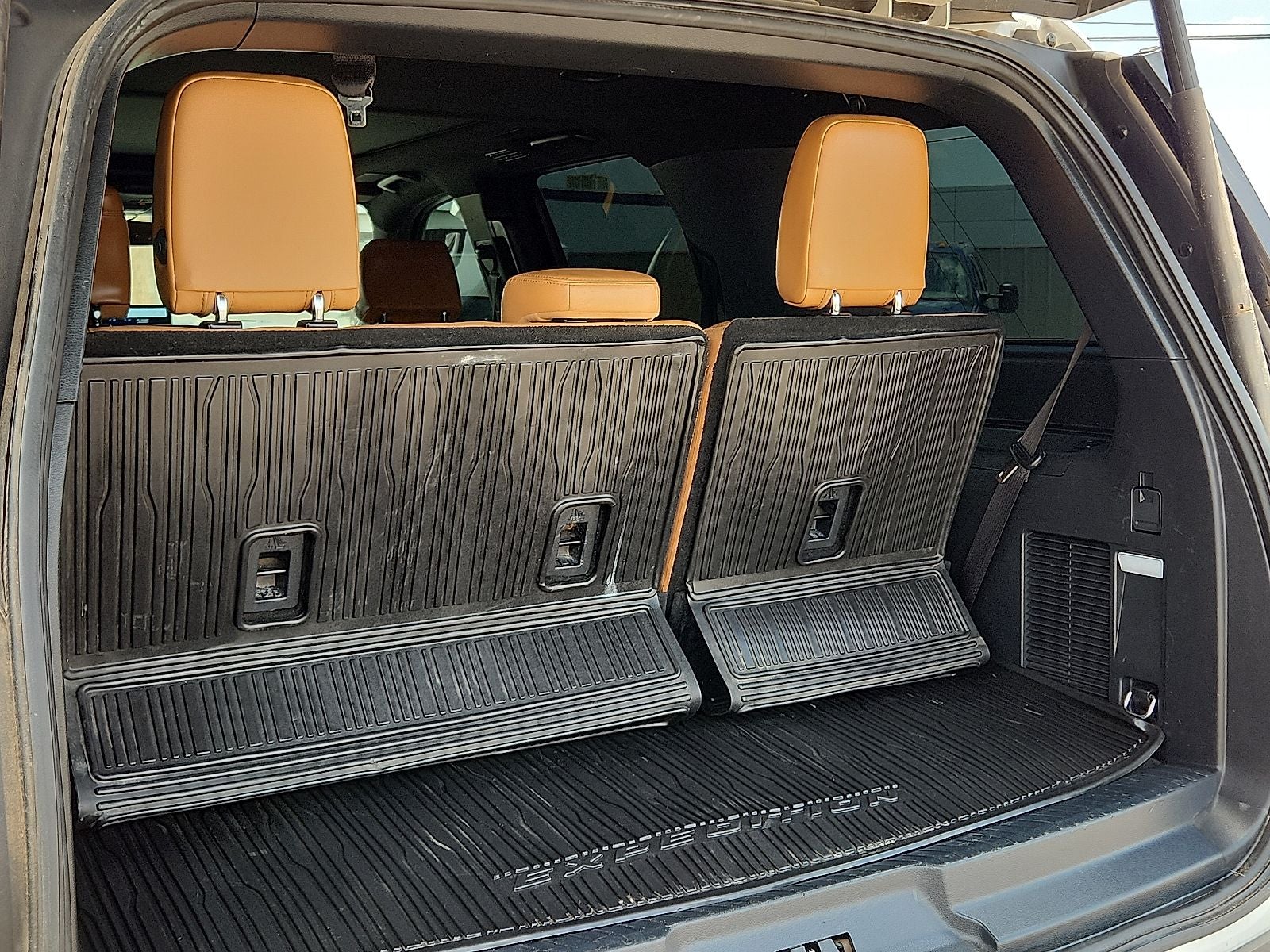2022 Ford Expedition Platinum