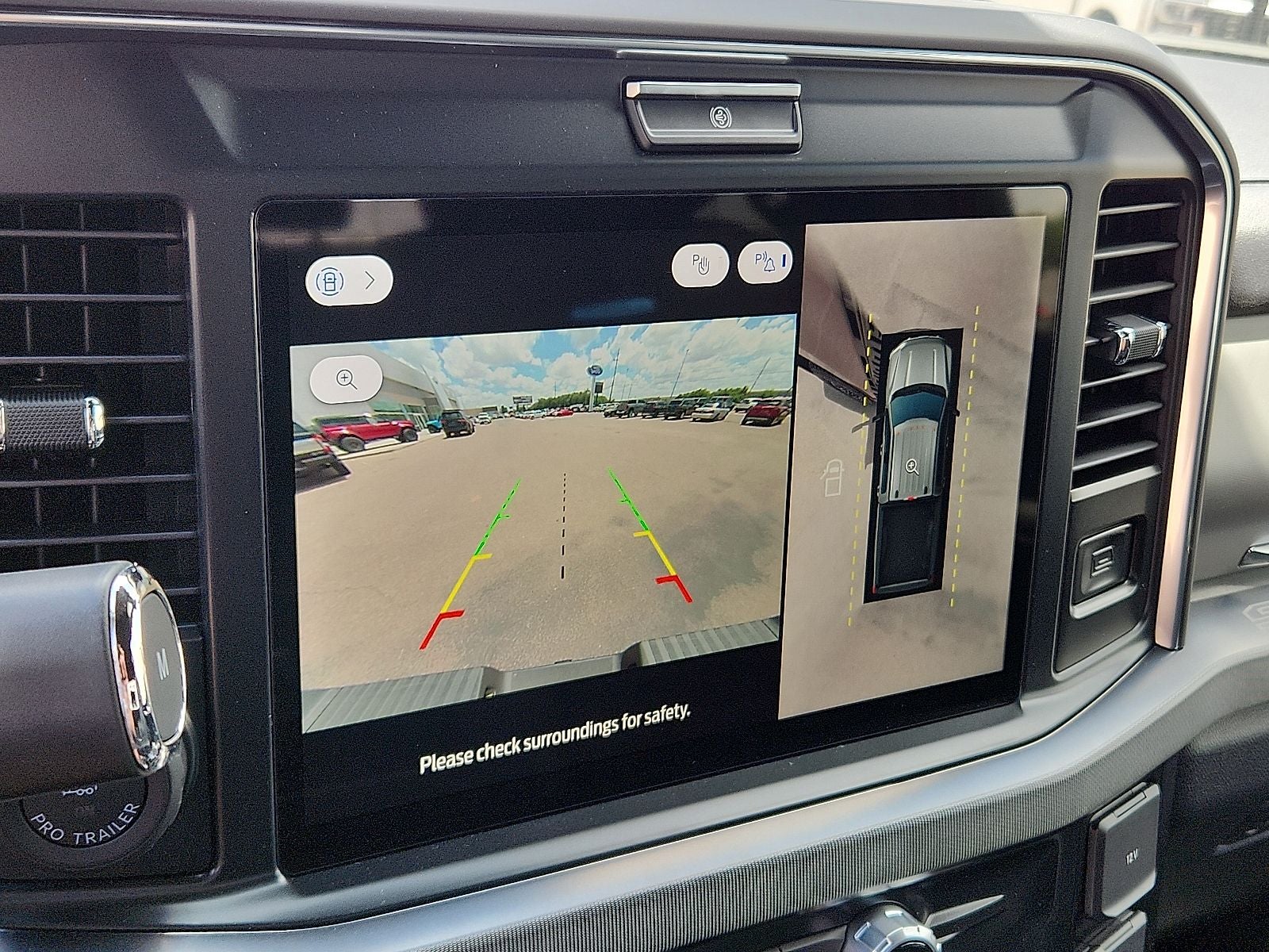 2025 Ford Super Duty F-250® Platinum®