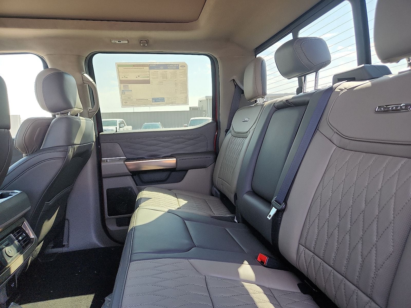 2026 Ford F-350SD Platinum DRW