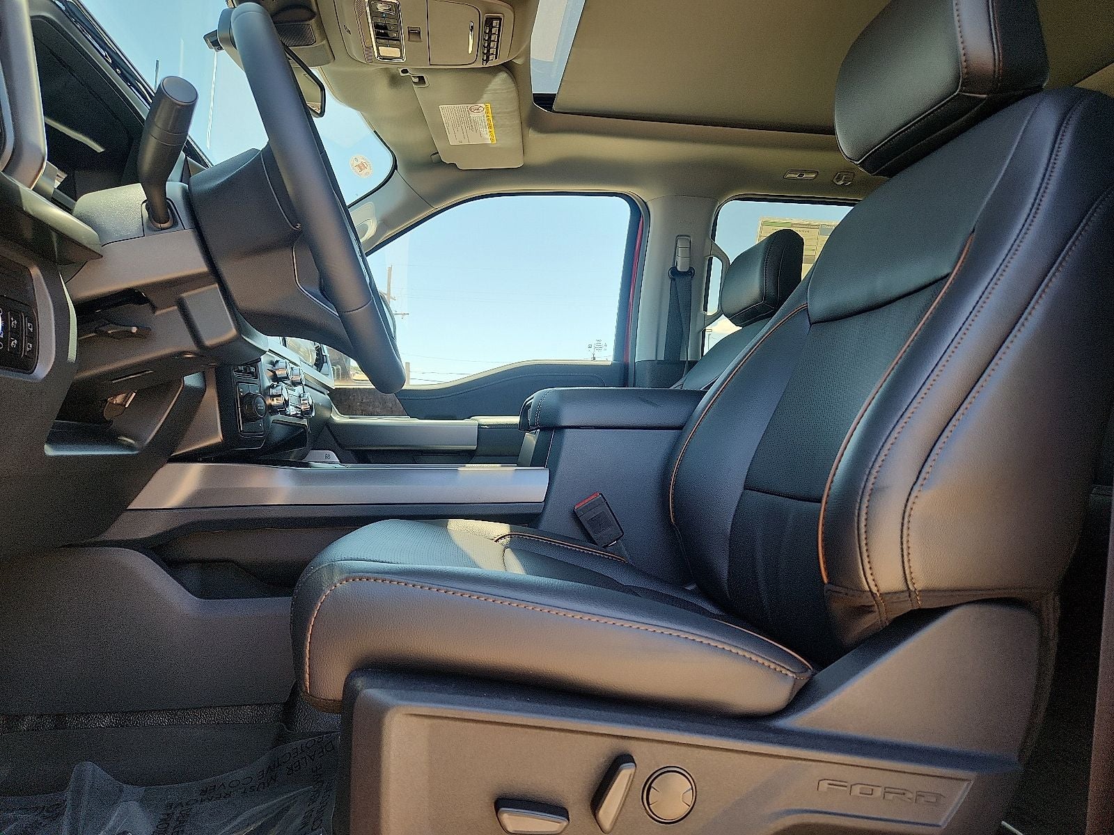 2026 Ford Super Duty F-350® Lariat®