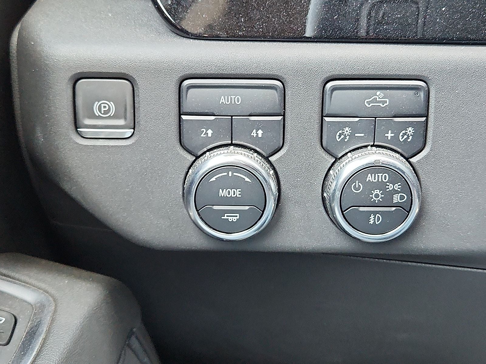 2024 GMC Sierra Elevation