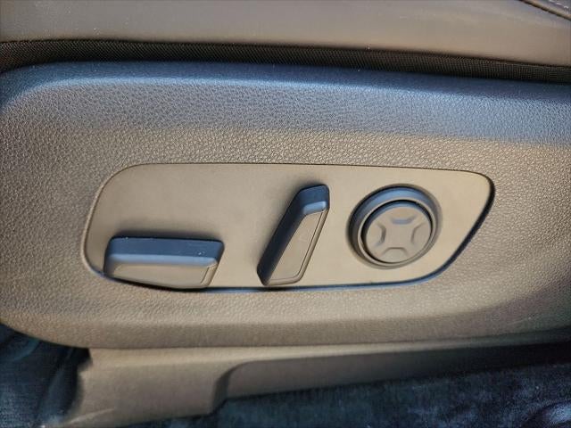2024 Kia Carnival SX